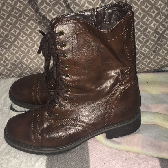 Combat boots size 8.5 women’s - Picture 1 of 3